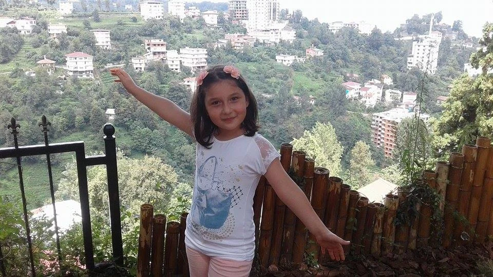 Rize'de hafriyat kamyonu terörü: Anne ve kızı öldü